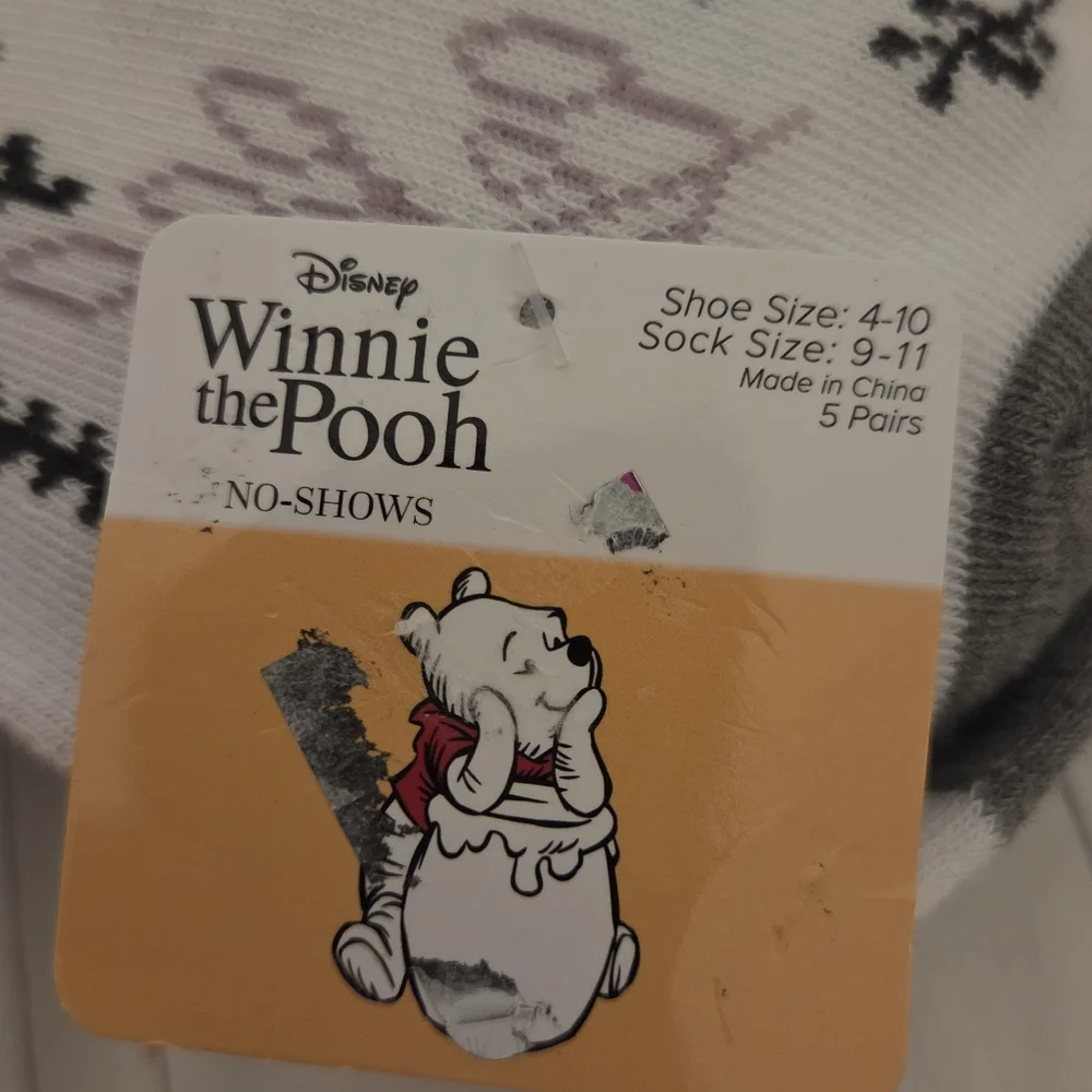 Bundle Winnie The Pooh 5-Pack& Strawberry Shortcake Socks 5-Pack Size 9-11